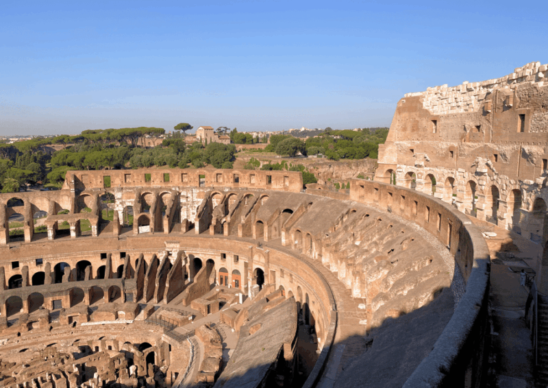rome-colosseum-arena-roman-forum-small-group-tour
