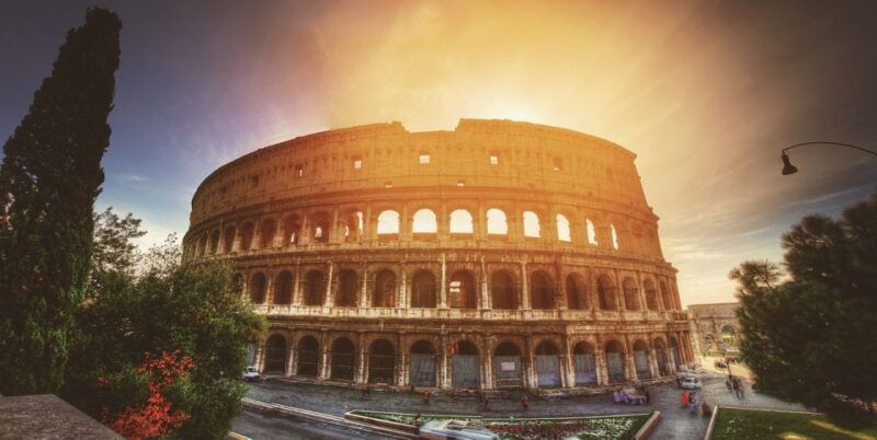 rome-colosseum-arena-twilight-tour-imperial-forum-visit