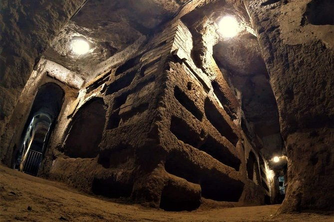 rome-colosseum-catacombs-underground-tours-transfer-2