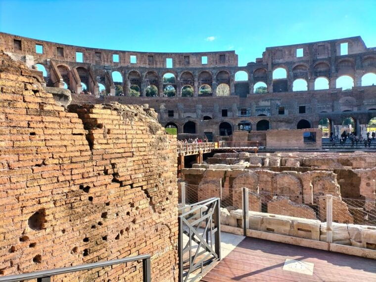 rome-colosseum-express-guided-tour-with-roman-forum-entry