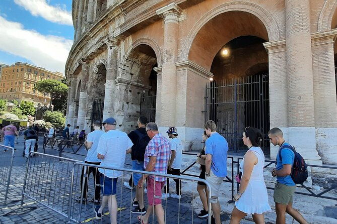 rome-colosseum-express-tour-with-forum-palatine-access-3