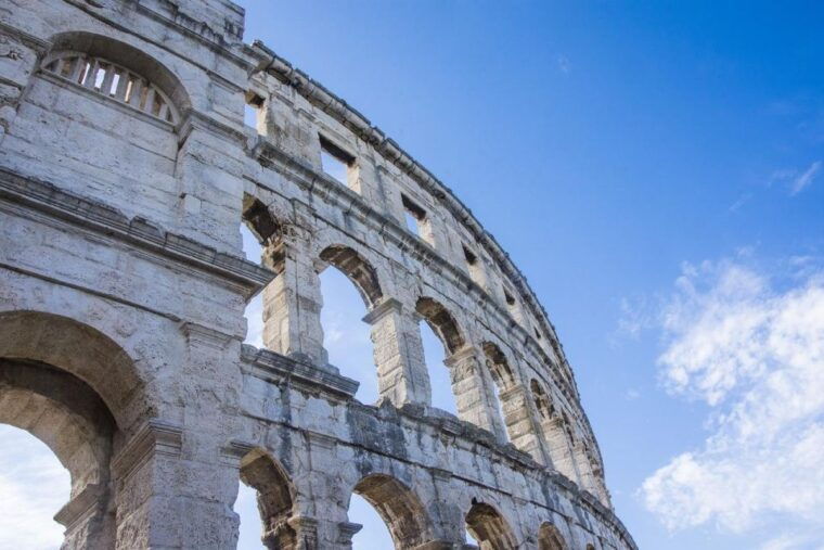 rome-colosseum-forum-and-palatine-hill-small-group-tour