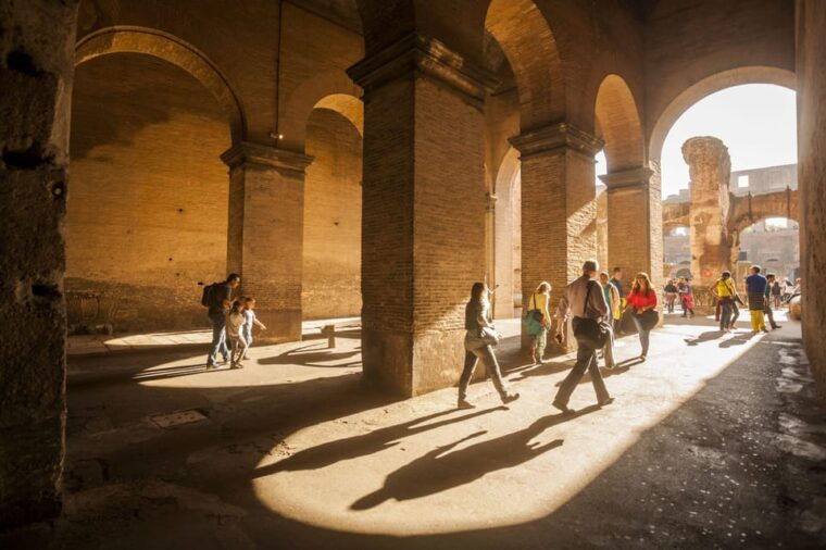 rome-colosseum-forum-palatine-hill-entry-audioguide-app