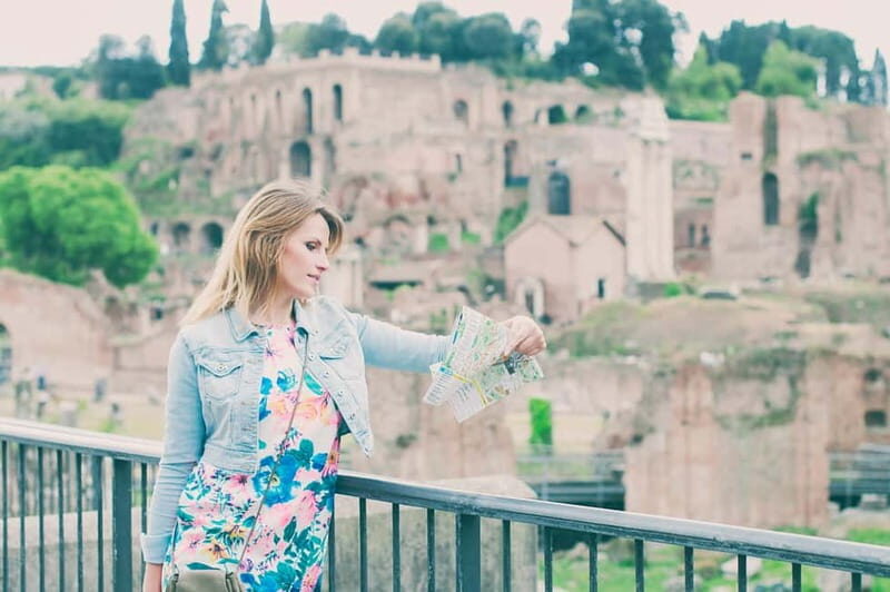 Rome: Colosseum, Forum & Palatine Hosted Entry Experience - Key Points