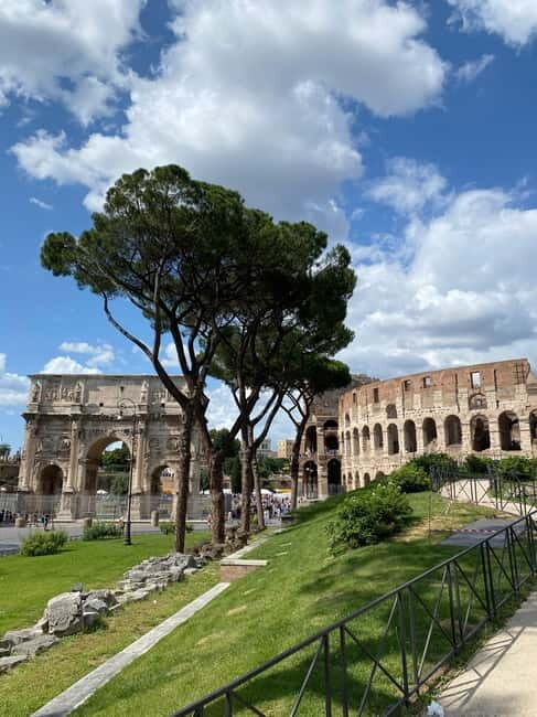 Rome: Colosseum, Gladiator Arena, & Roman Forum Private Tour - Key Points