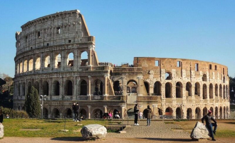 rome-colosseum-gladiator-arena-roman-forum-private-tour