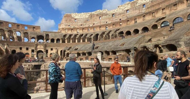 rome-colosseum-palatine-hill-and-roman-forum-guided-tour-3