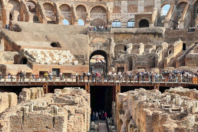 rome-colosseum-palatine-hill-and-roman-forum-guided-tour