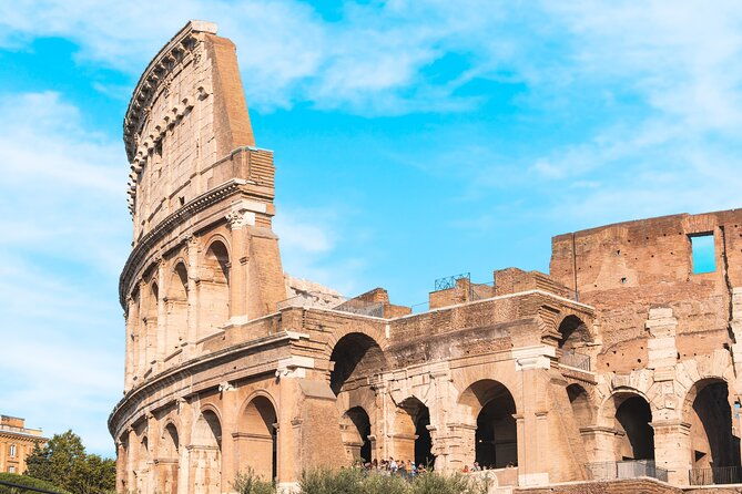 rome-colosseum-palatine-hill-roman-forum-guided-tour-2