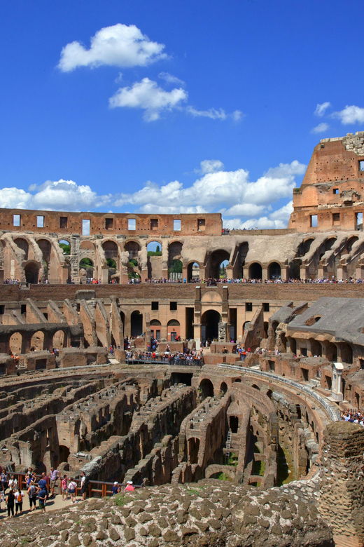 rome-colosseum-roman-forum-and-palatine-hill-experience-2