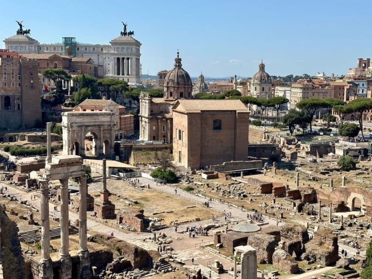 rome-colosseum-roman-forum-and-palatine-hill-guided-tour-11