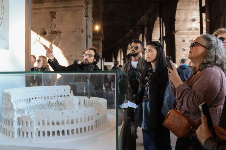 rome-colosseum-roman-forum-and-palatine-hill-guided-tour-5