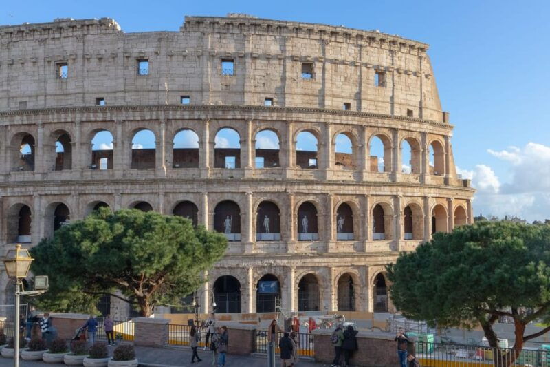 rome-colosseum-roman-forum-and-palatine-hill-guided-tour-9