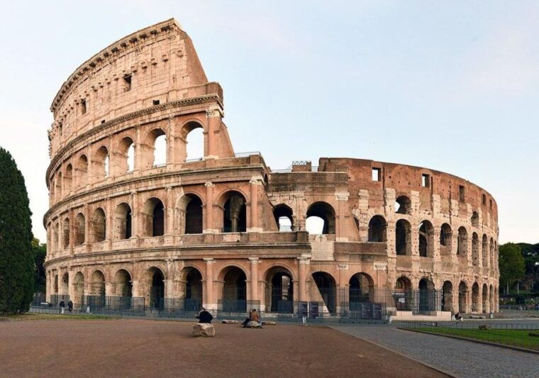 rome-colosseum-roman-forum-palatine-hill-private-tour