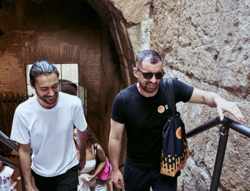 rome-colosseum-roman-forum-palatine-hill-small-group-tour