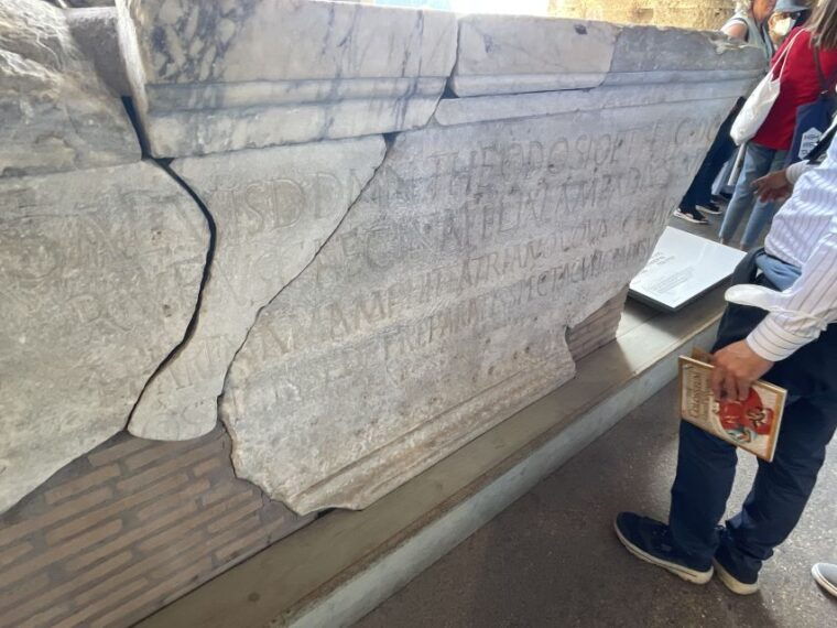 rome-colosseum-roman-forum-tour