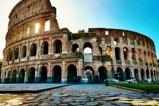 rome-colosseum-roman-forum-trajans-market-exterior-tour