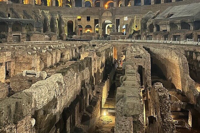 rome-colosseum-tour-by-night-with-arena-underground