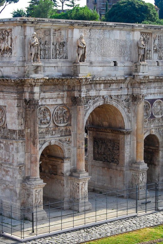 rome-colosseum-tour-with-gladiators-arena-option-and-forum