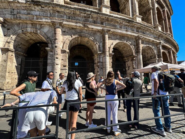 rome-colosseum-tour-with-roman-forum-palatine-hill-access