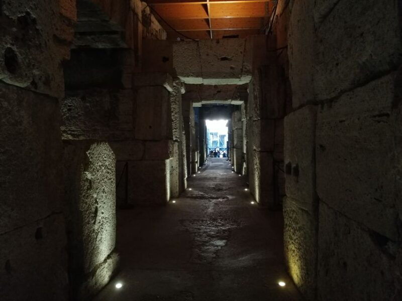 rome-colosseum-underground-roman-forum-private-tour