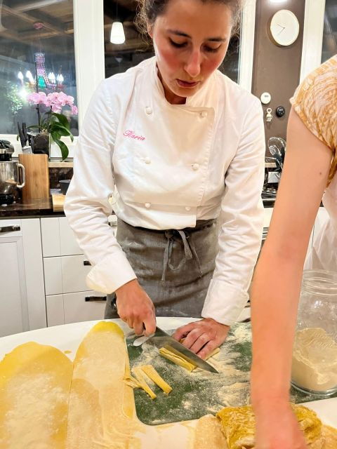 rome-cooking-experience-in-a-roman-family-in-trastevere-2