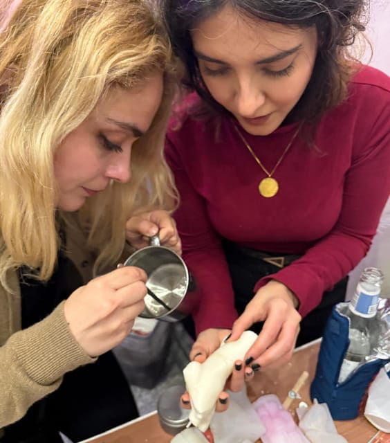 rome-create-your-own-candle-in-30-minutes-near-colosseum