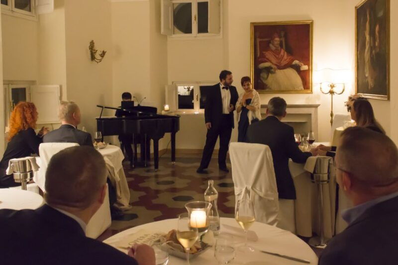 rome-dinner-and-opera-performance-at-palazzo-pamphili