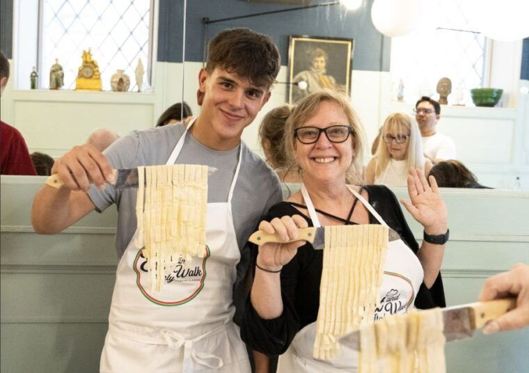 rome-enjoy-spritz-and-pasta-making-in-piazza-navona