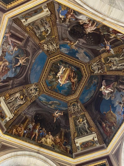 rome-escorted-entrance-to-the-vatican-museum