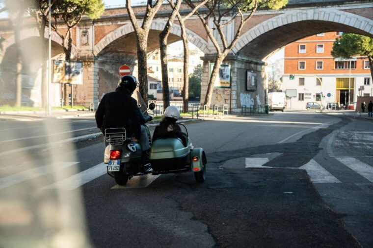 rome-evening-vespa-sidecar-city-tour