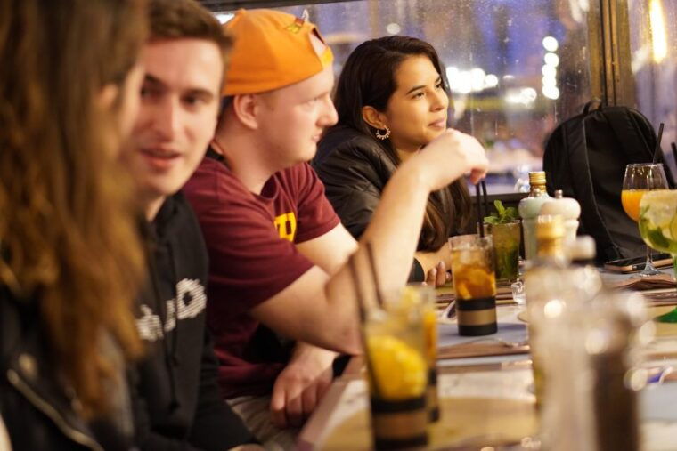 rome-evening-walking-tour-with-cocktails-and-local-guide