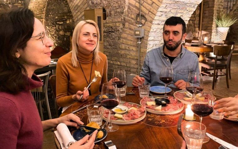 rome-exclusive-candlelight-dinner-in-agrippas-roman-bath