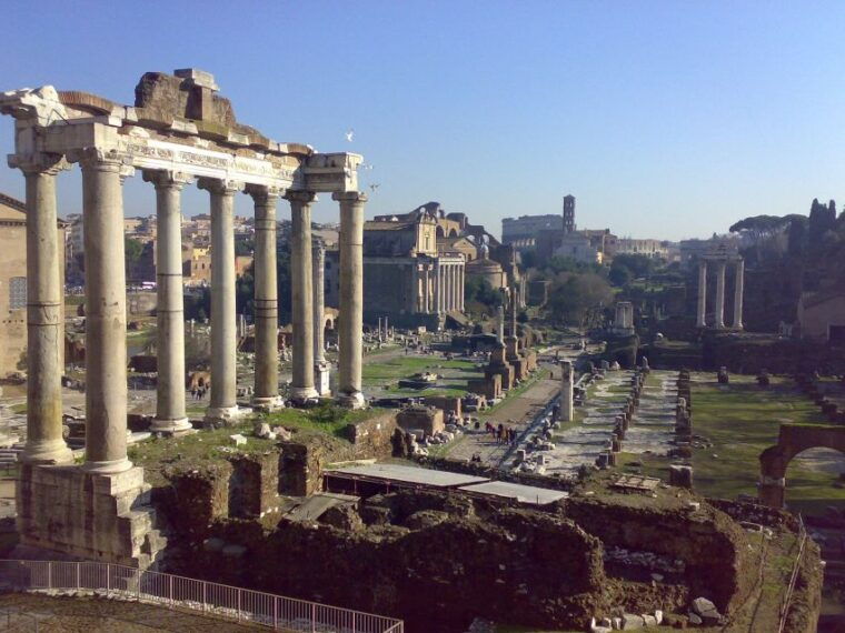 rome-explore-the-colosseum-and-roman-forum-half-day-tour