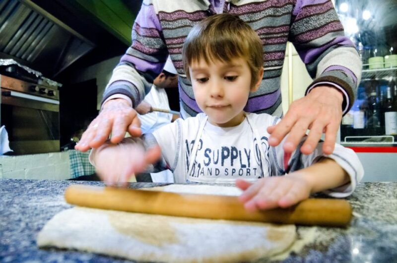 rome-family-friendly-pizza-master-class