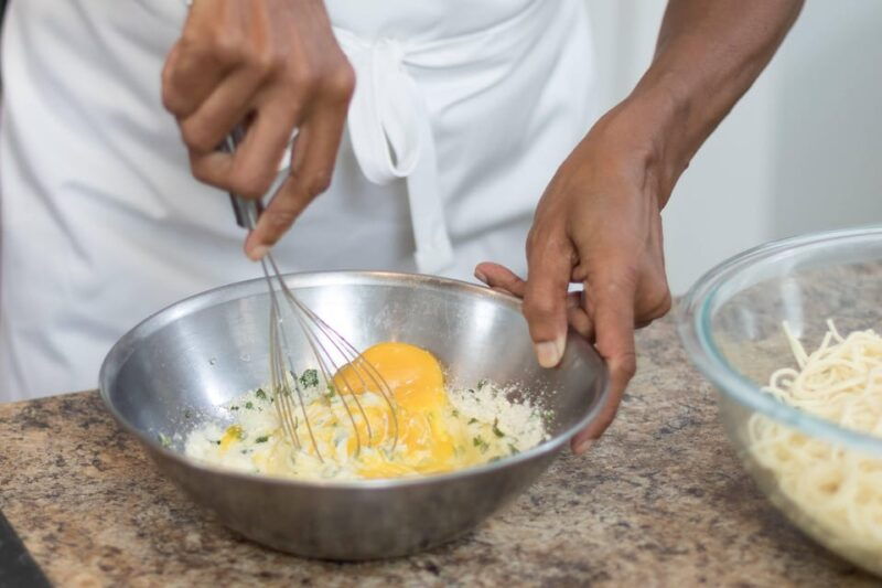 rome-fettucine-ravioli-and-tiramisu-making-class-wine