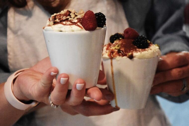 rome-fettucine-ravioli-and-tiramisu-making-class-wine