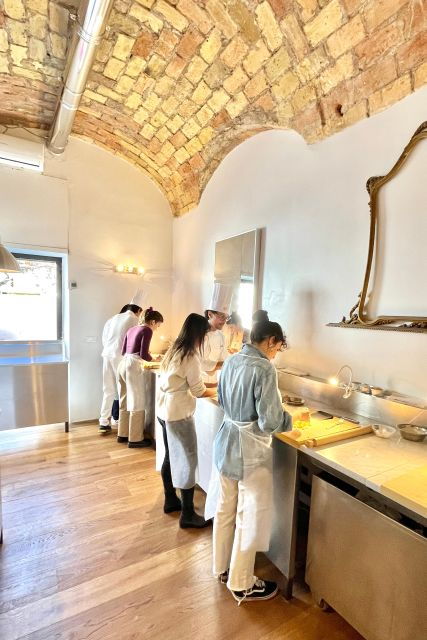 rome-five-shapes-of-pasta-cooking-class-in-ancient-tavern