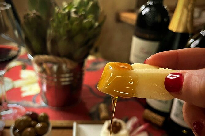 rome-food-tasting-with-wine-pairing-italian-authentic-flavors