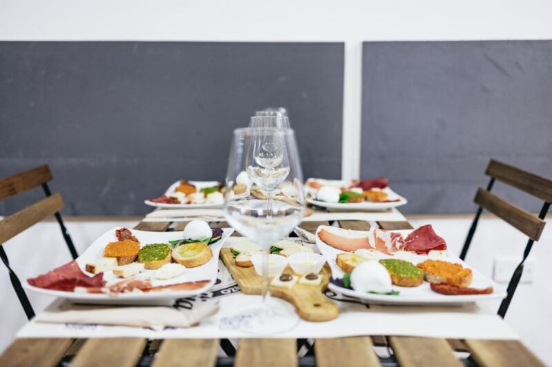 rome-food-tour-with-unlimited-food-and-barolo-wine