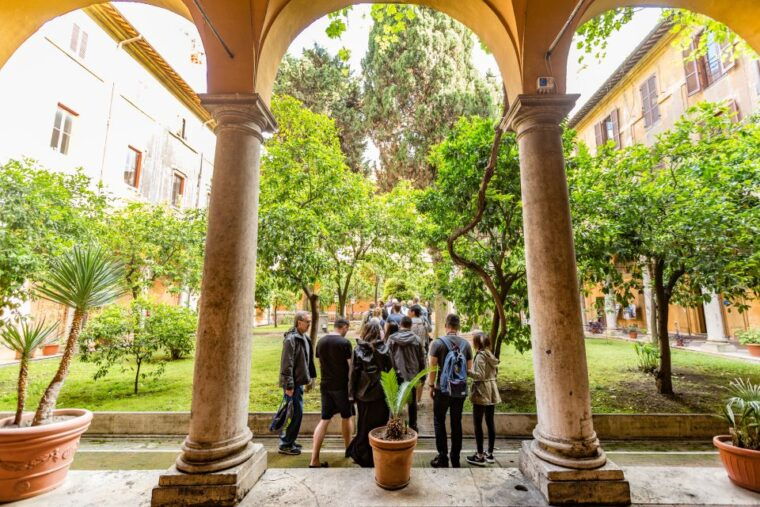 rome-fountains-and-squares-small-group-walking-tour