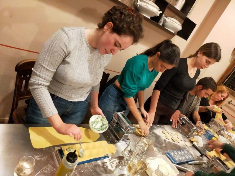 rome-fresh-pasta-and-tiramisu-making-class-with-fine-wine