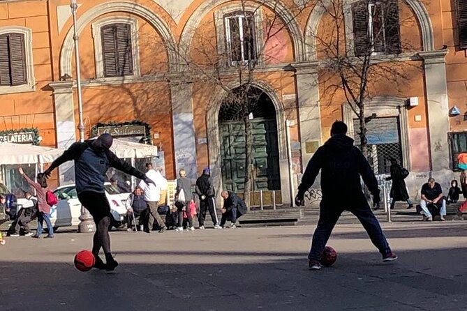 rome-friendly-tour-gelato-pizza-football-and-playground