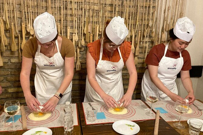 rome-ghetto-pasta-fried-cooking-class-with-dinner-and-wine