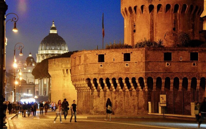 rome-ghosts-inquisition-in-dark-backstreets-walking-tour