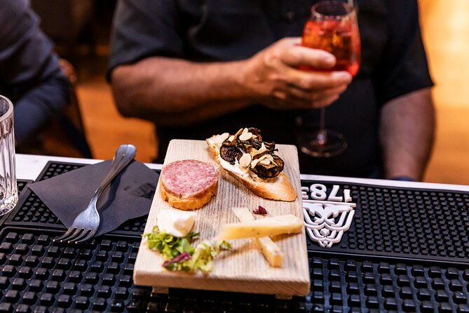 rome-golf-cart-night-drinks-bites-tour-with-eating-europe