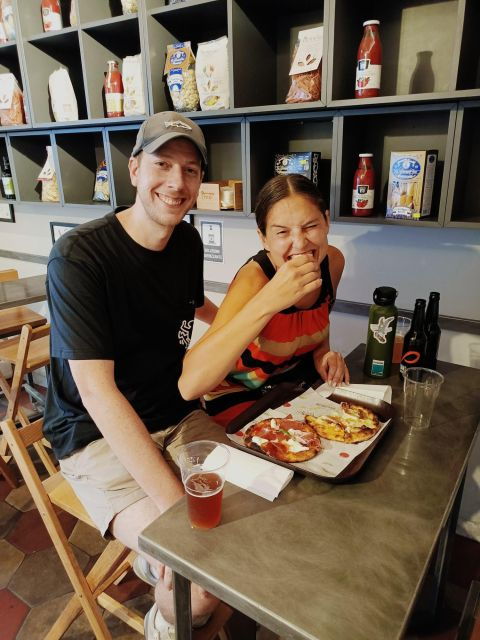 rome-gourmet-pizza-at-sunset-near-the-colosseum