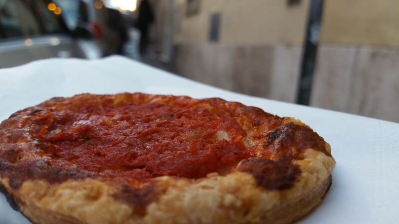 rome-gourmet-pizza-at-sunset-near-the-colosseum