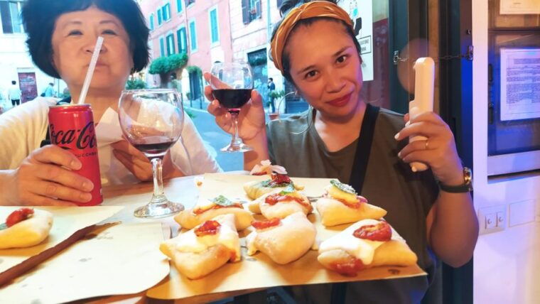 rome-gourmet-pizza-at-sunset-near-the-colosseum