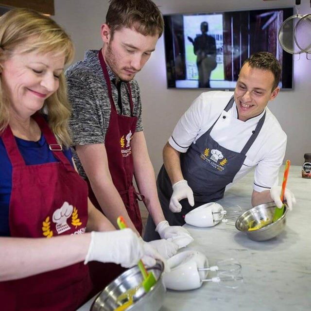 rome-gourmet-pizza-cooking-class-shared